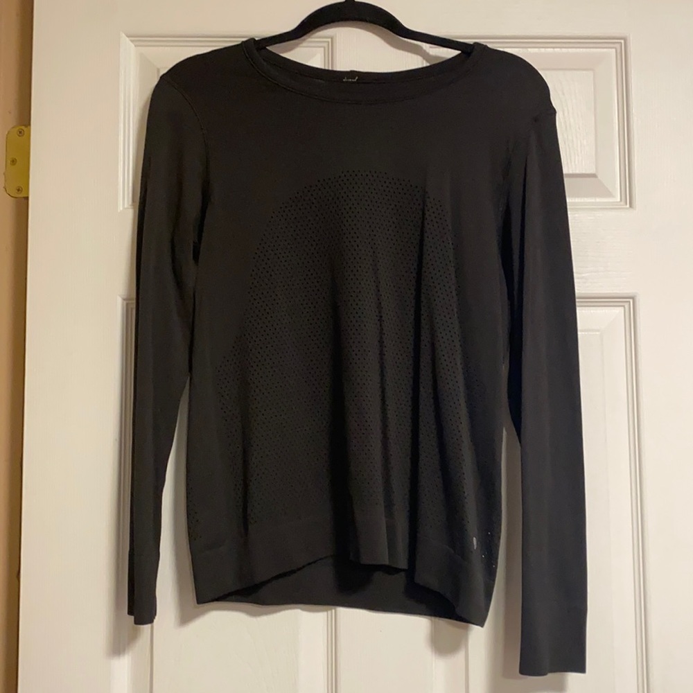 Long sleeves lululemon shirt